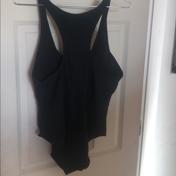 One piece bathing suit - Picture 3 of 3